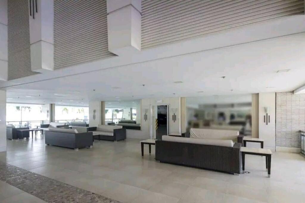 Cherolds Place Lovely 1 Bedroom Condo With Balcony Manila Ngoại thất bức ảnh